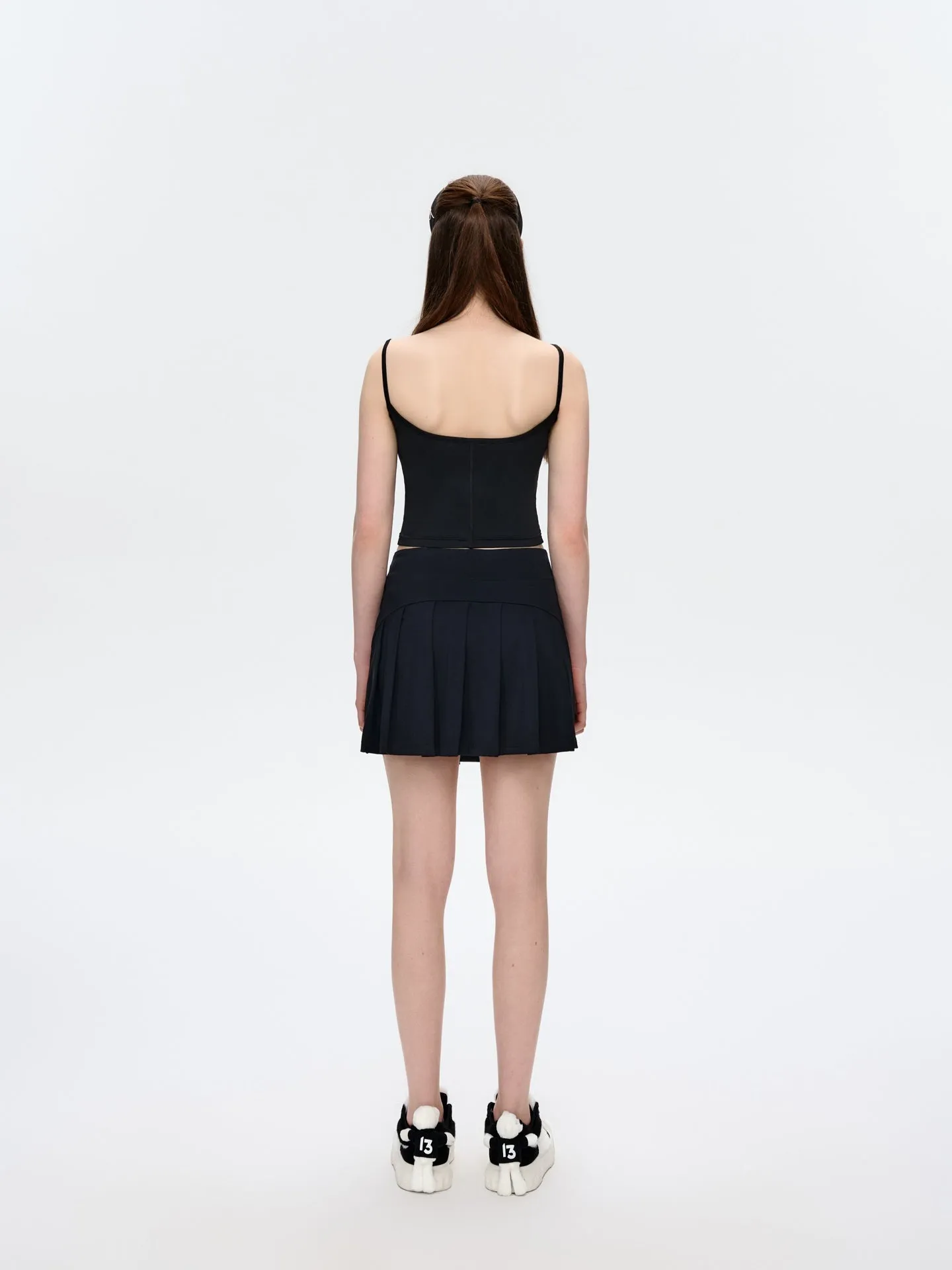 13DE MARZO | 2504 Sunburnt Bear Cooling Tank Black