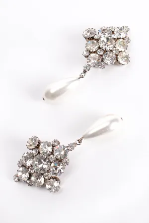Cluster Pearl Drop Earrings