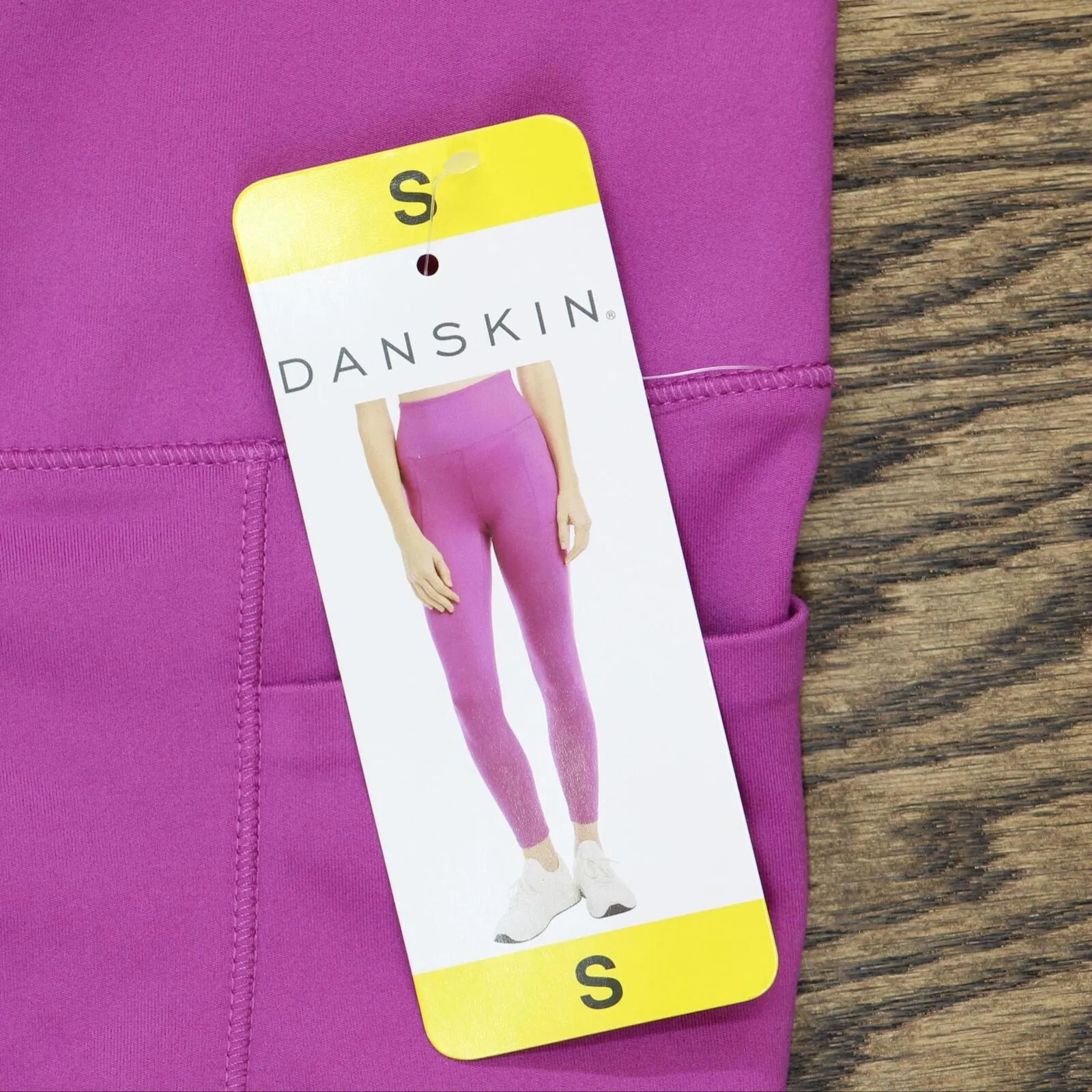 Danskin Womens Active 7/8 Lightweight Knit Leggings 1757052