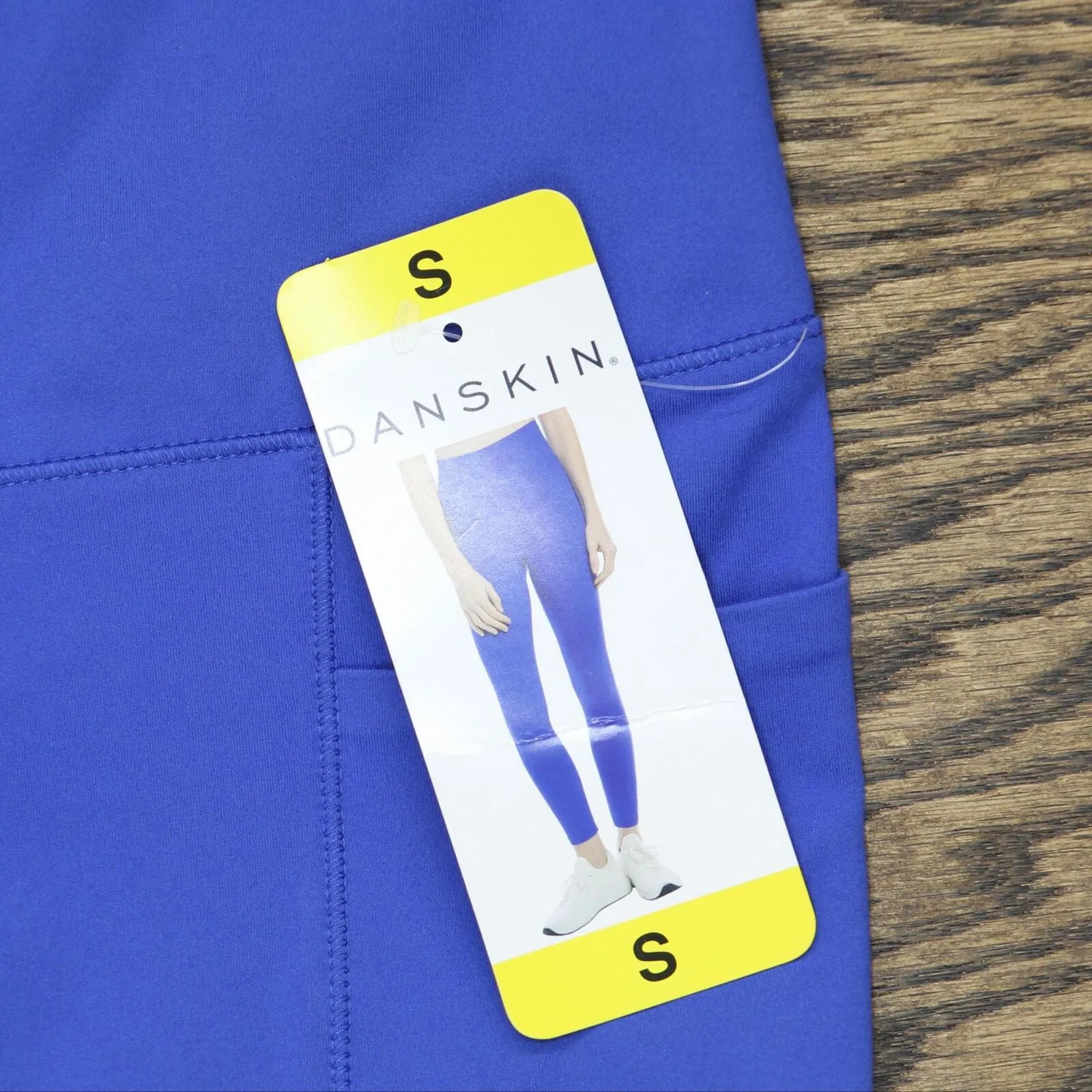 Danskin Womens Active 7/8 Lightweight Knit Leggings 1757052