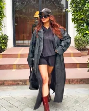 DEVIKA PATHAK- NIRVANA HOODIE
