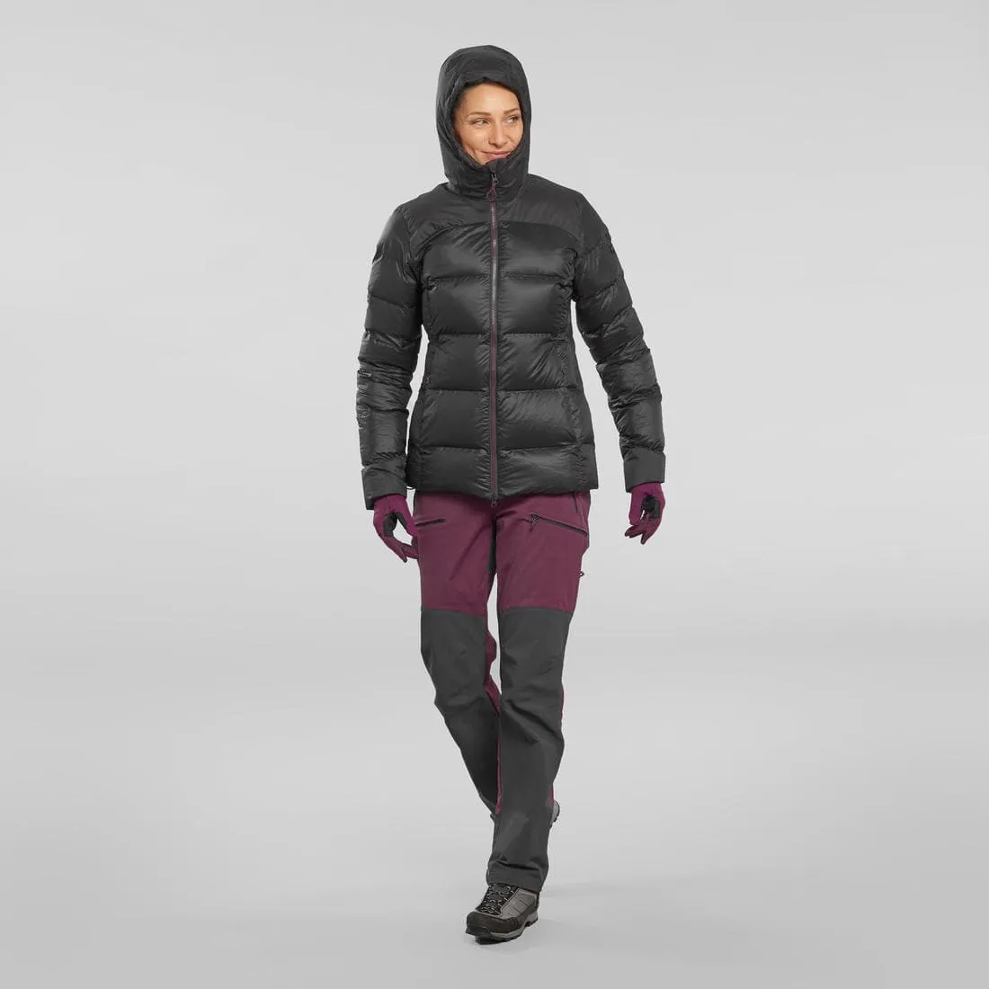 Doudoune en duvet de trek montagne avec capuche - MT900 -18°C - Femme