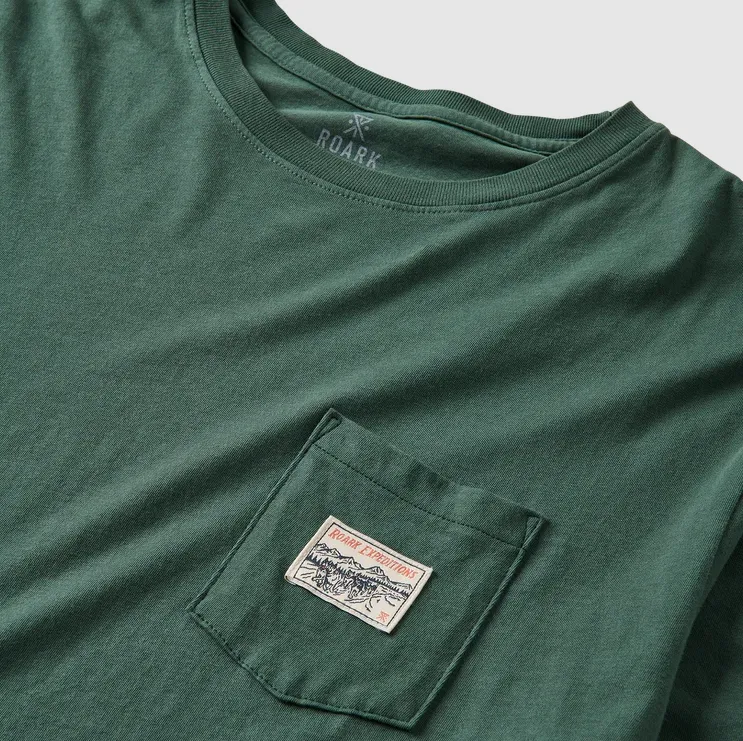 EXPEDITION POCKET PREMIUM TEE - TUNDRA