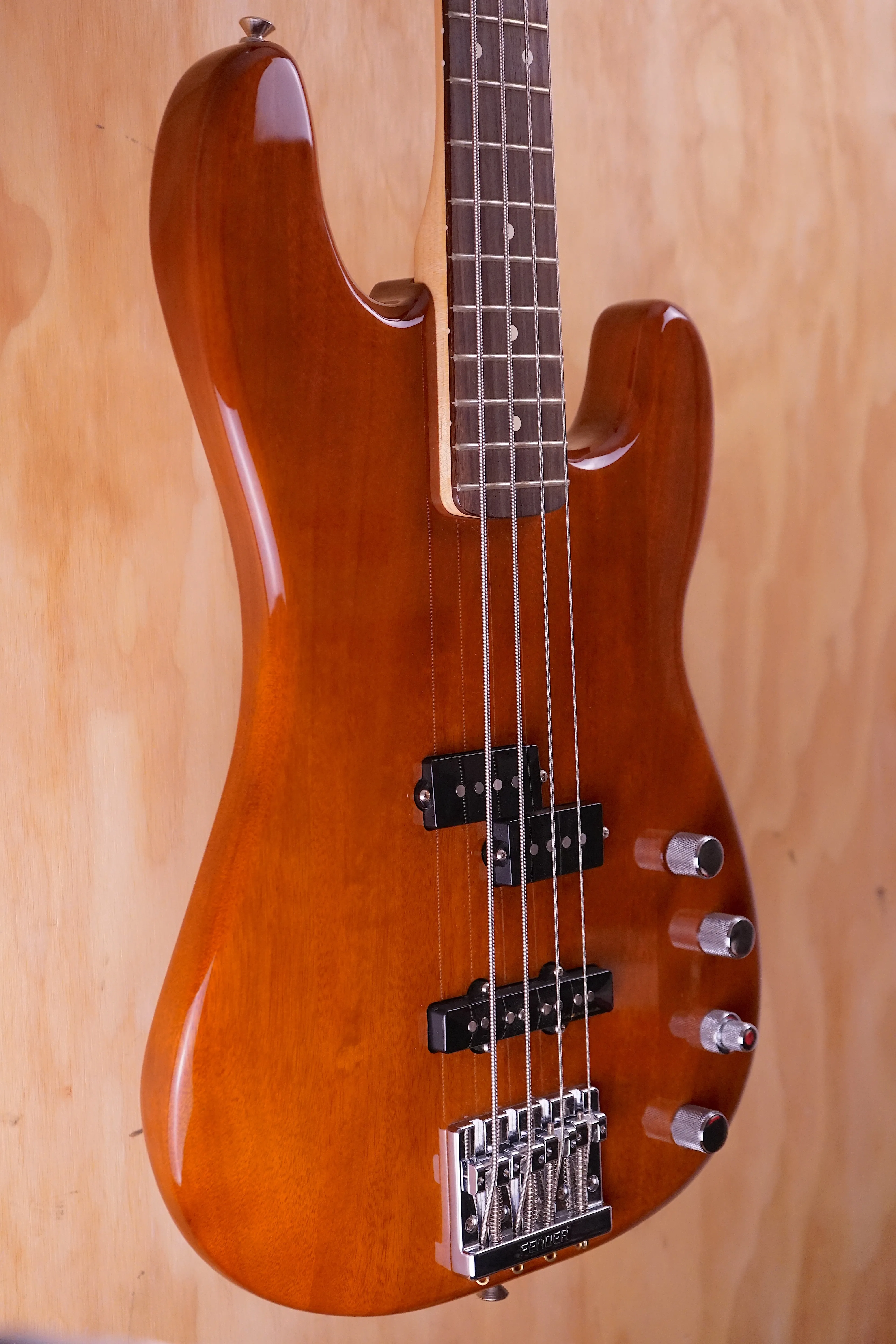 Fender Deluxe Active Precision Bass Special Okoume, USED