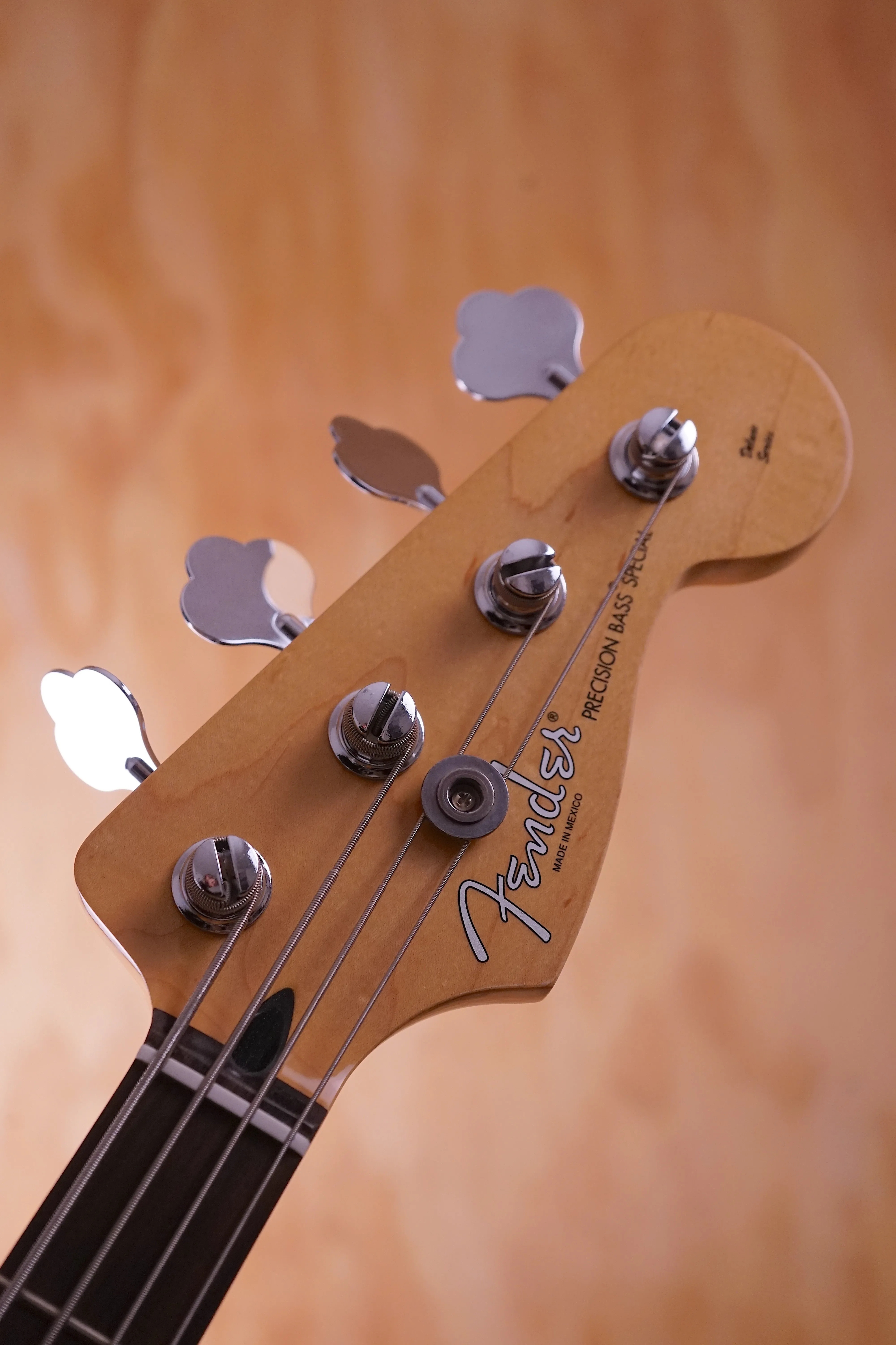 Fender Deluxe Active Precision Bass Special Okoume, USED