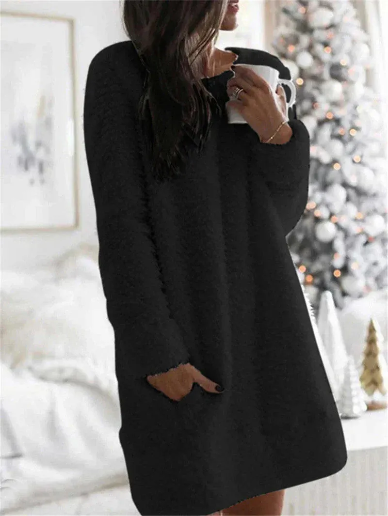 Gail – warm dress with plain color and round neckline