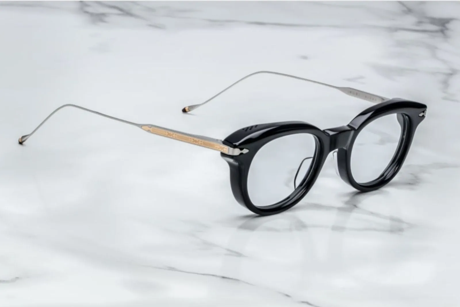 Hisao Eyeglasses - Regal