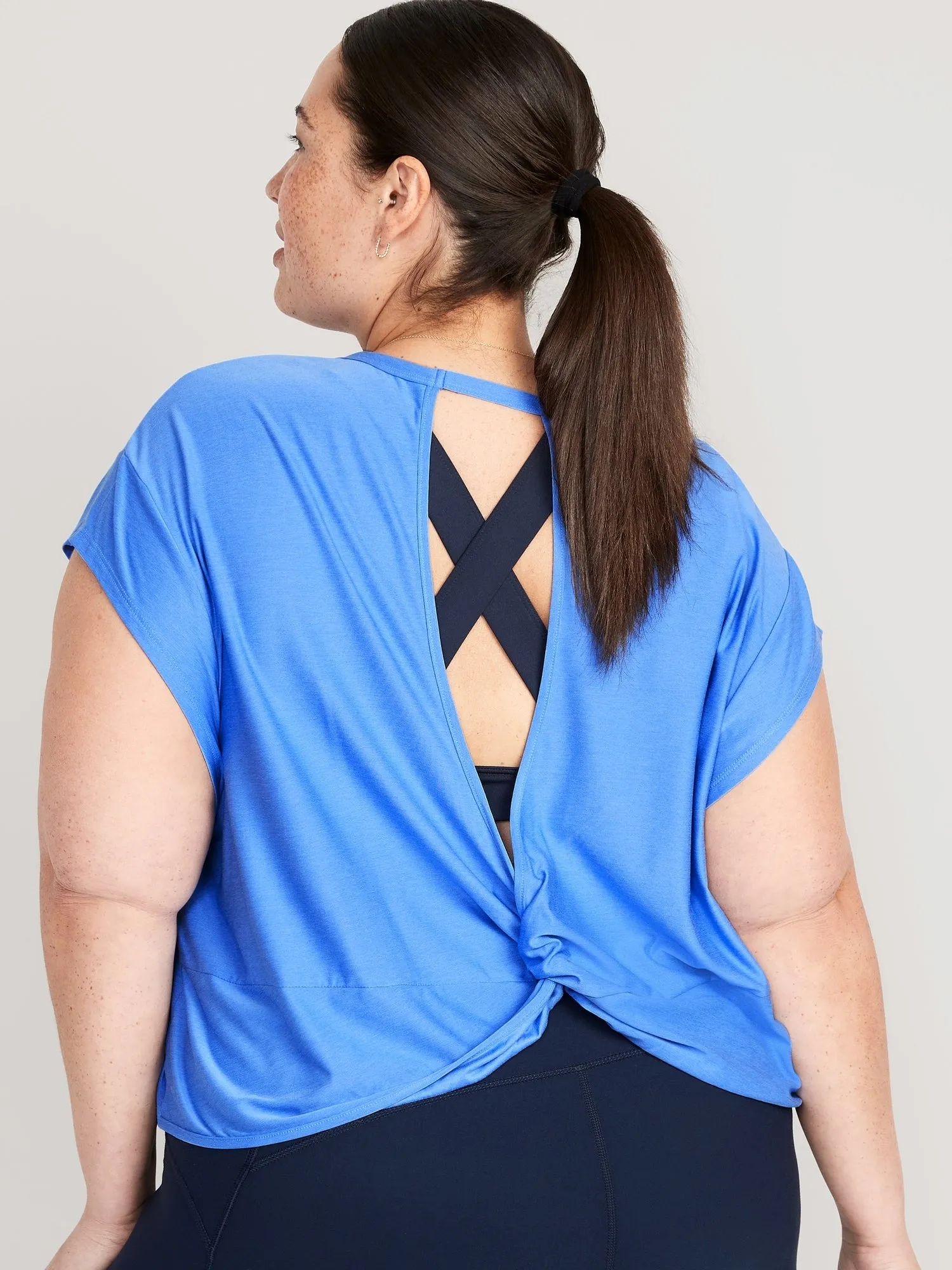 Loose Cloud 94 Soft Cutout-Back Cropped T-Shirt for Women