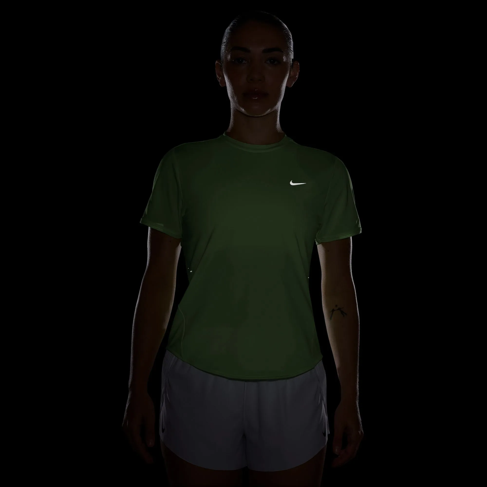 Nike Women's Swift Dri-FIT Short-Sleeve Running Top