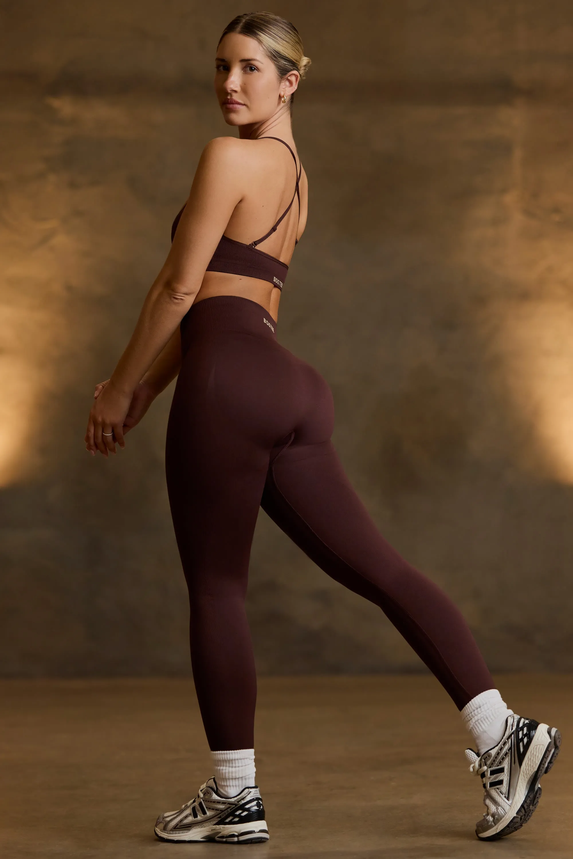 Petite Super Sculpt Seamless High-Waist Leggings in Chocolate