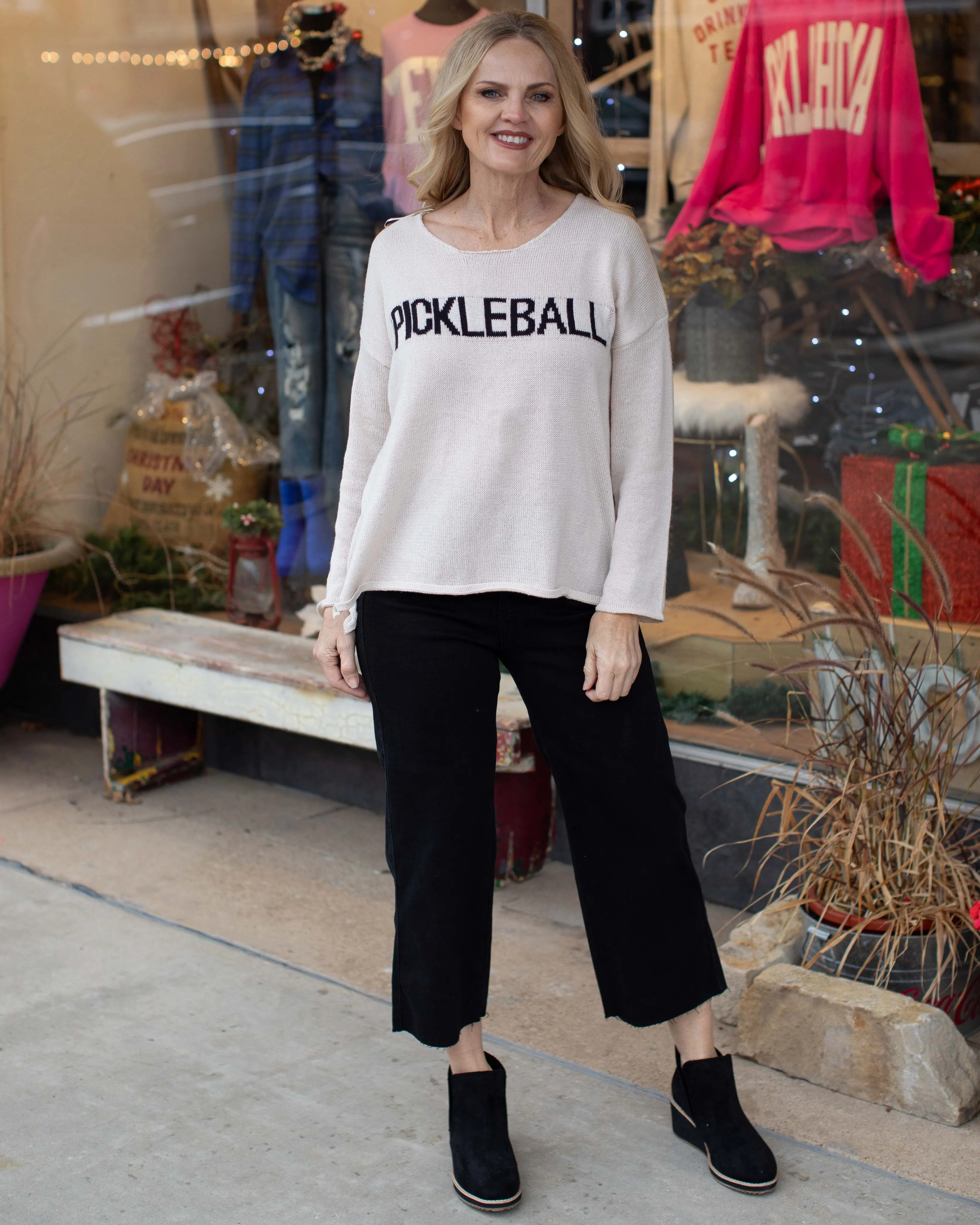 PICKLEBALL LIGHTWEIGHT SOFT SWEATER - BEIGE