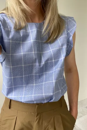 Reversible Flutter Sleeve in Blue Plaid