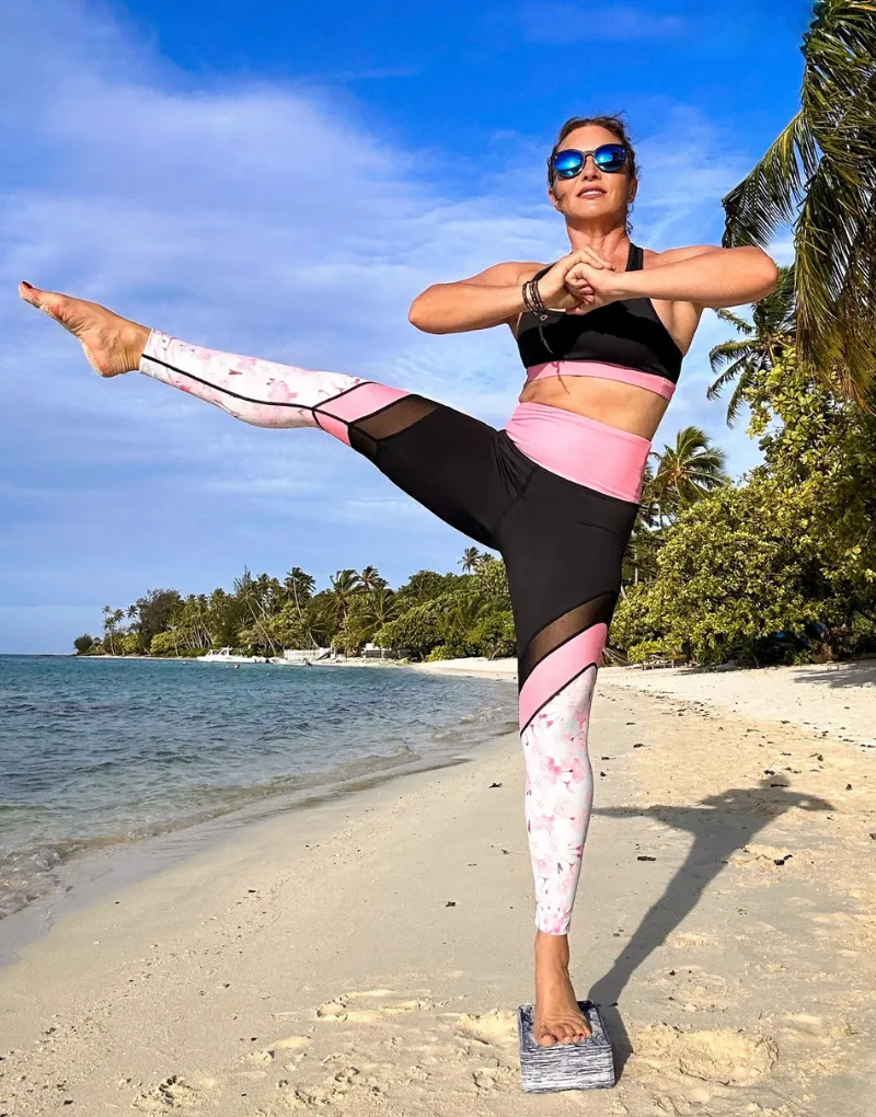 Sakura: shaping fitness leggings