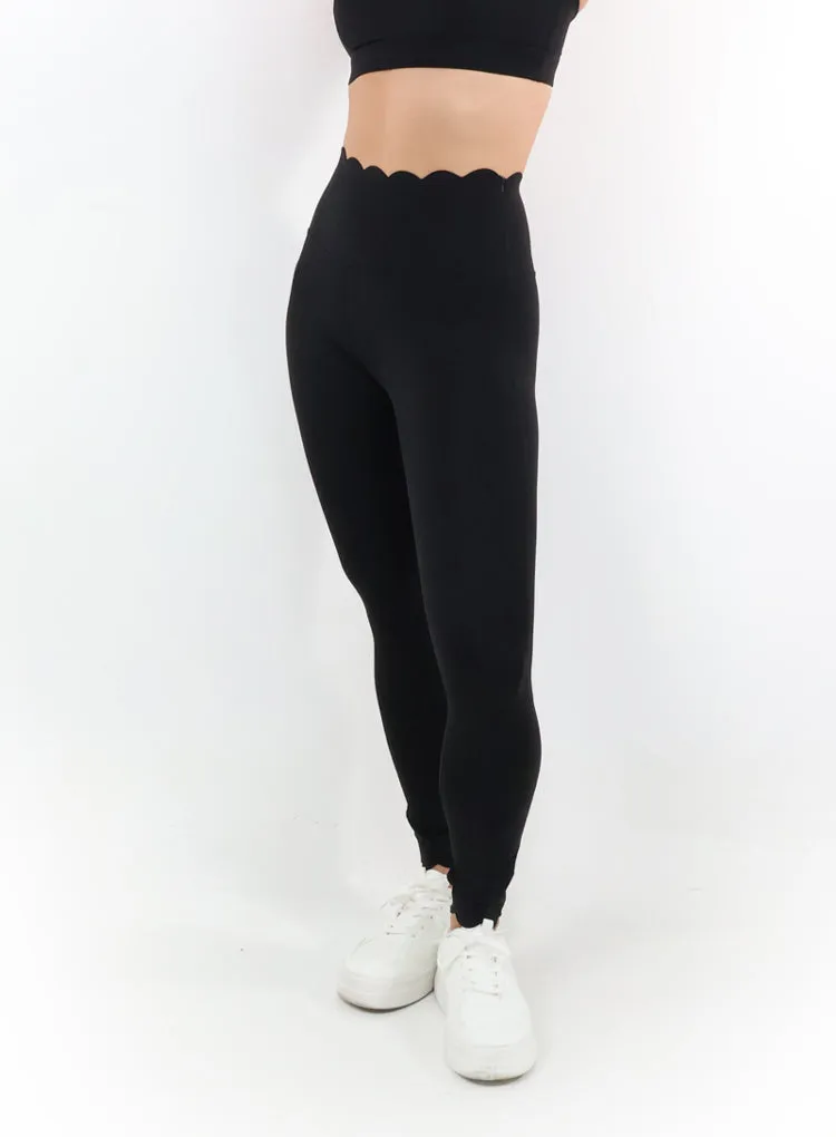 SCALLOP LEGGINGS