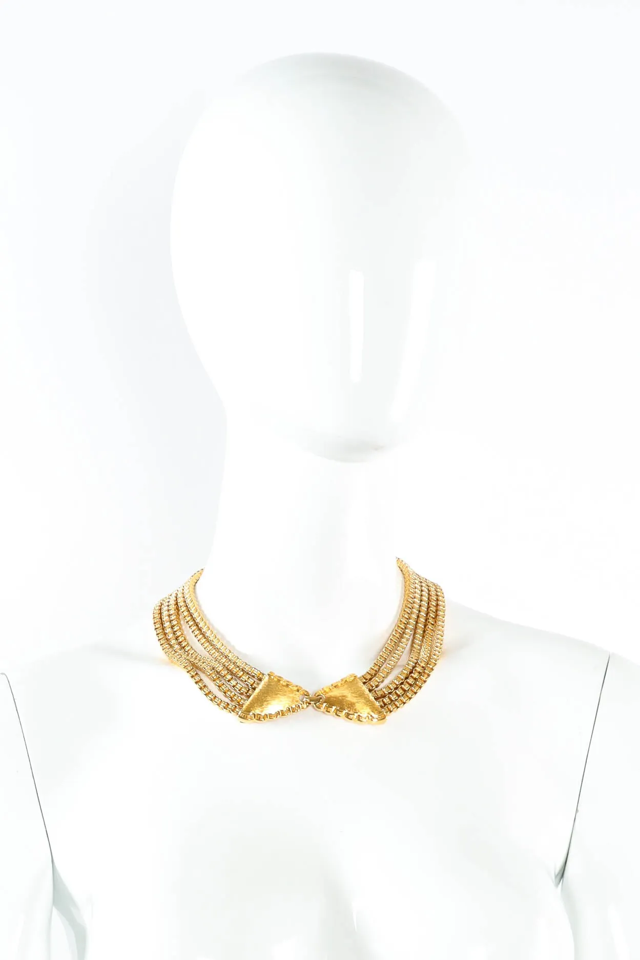 Scalloped Wing Necklace