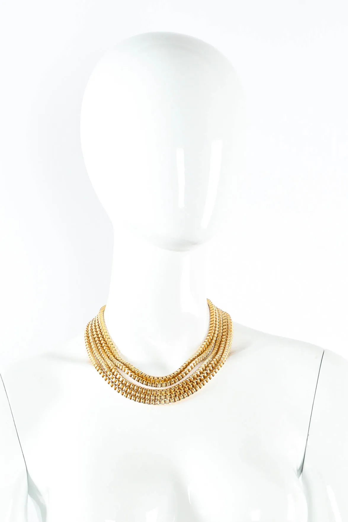 Scalloped Wing Necklace