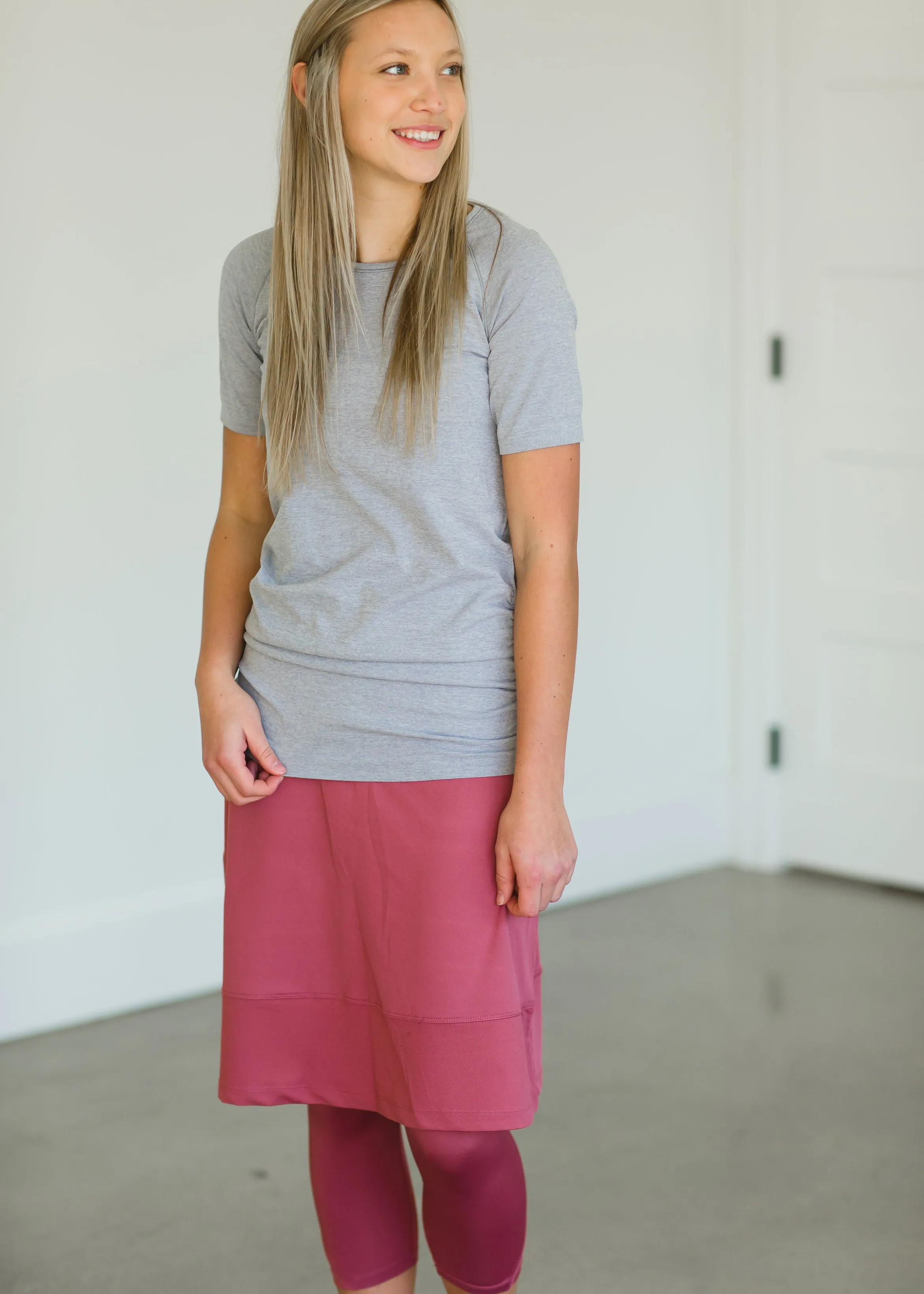 Snoga Rose Mesh Athletic Skirt - FINAL SALE
