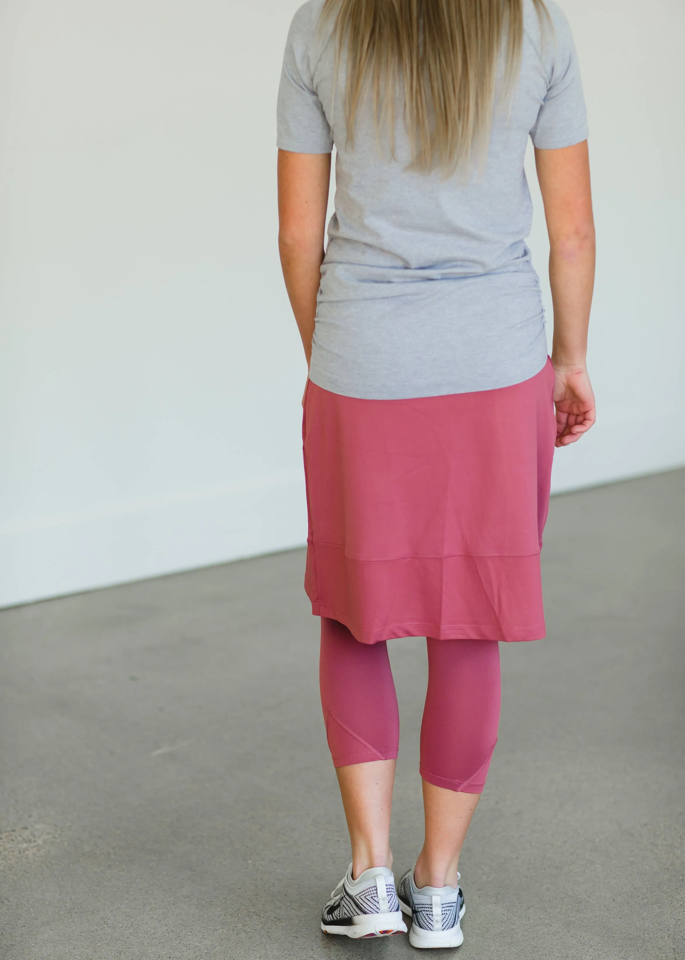 Snoga Rose Mesh Athletic Skirt - FINAL SALE