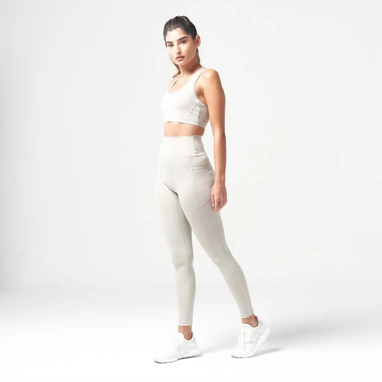 SQUATWOLF Essential Medium Impact Bra