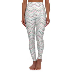 Stylish High Waisted Yoga Leggings with Chevron Design - Perfect for Fitness and Everyday Wear