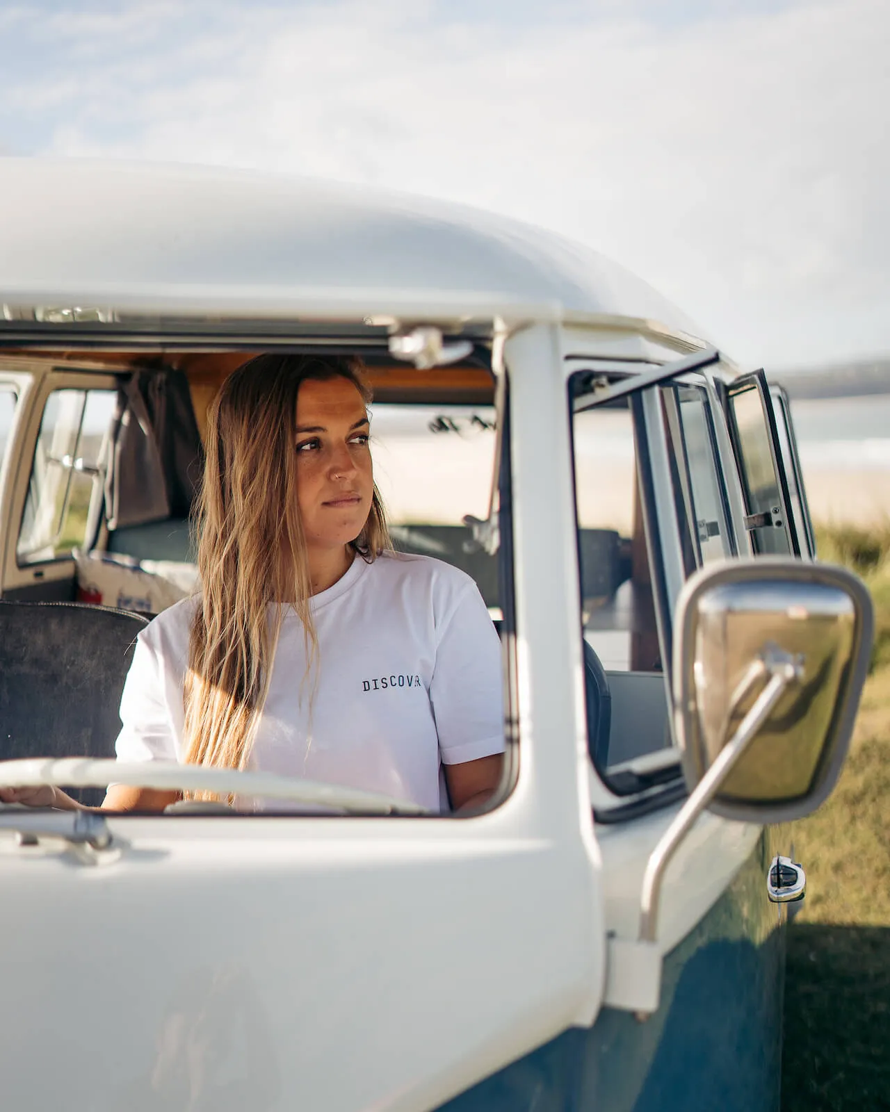 Women's Discover the Unknown Tee
